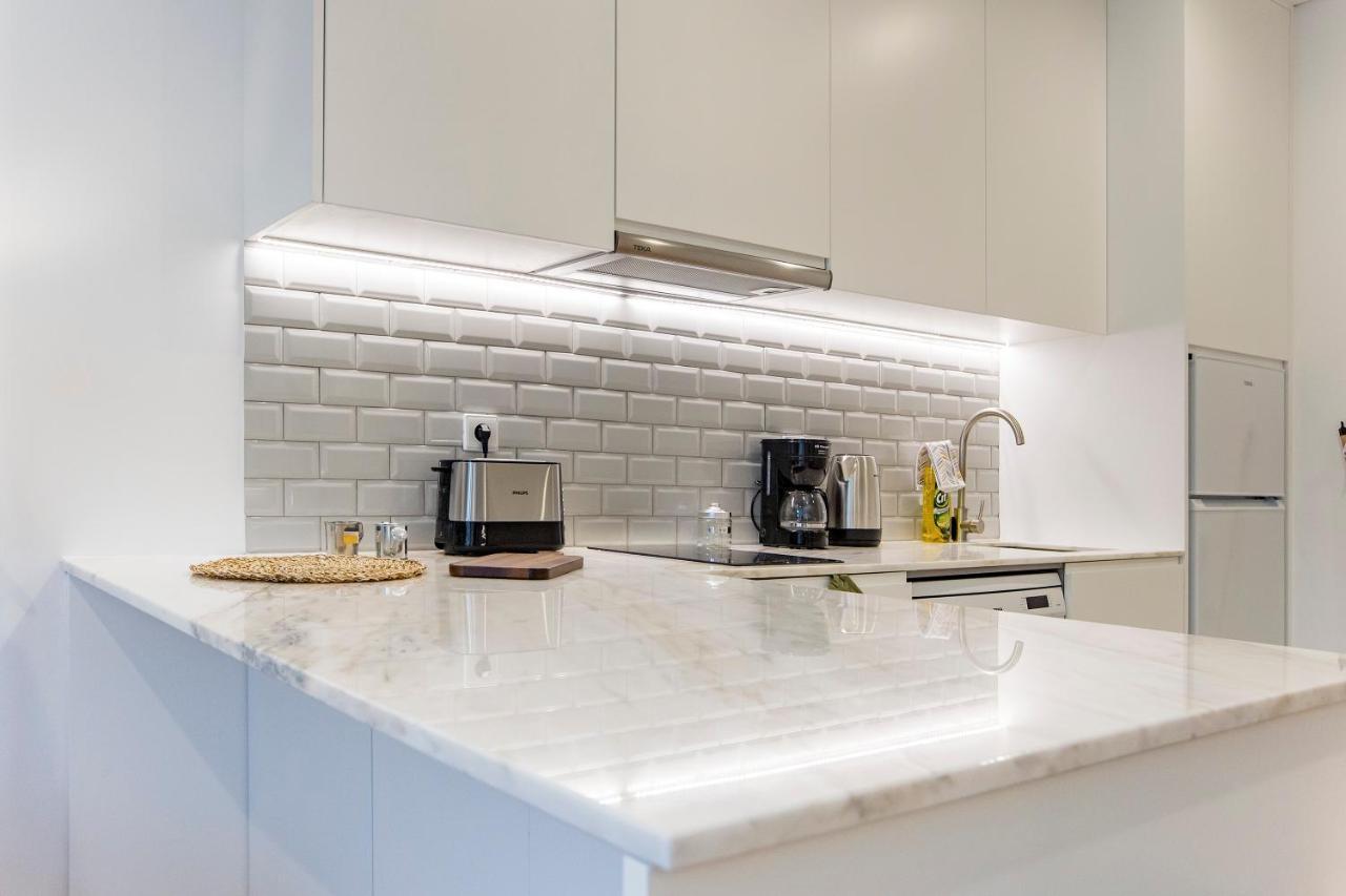 Downtown Wonder Flat W/ Ac By Lovelystay Porto Buitenkant foto